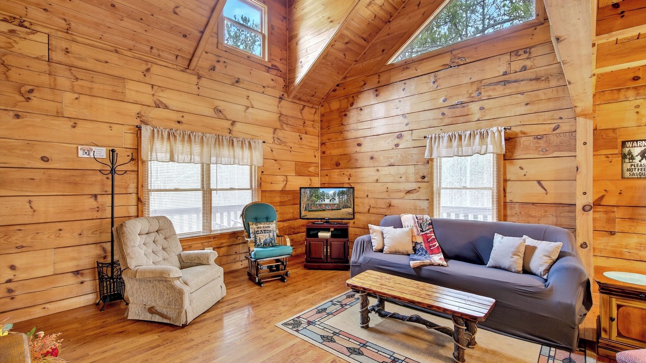Photo of Bedroom in Mill Spring
