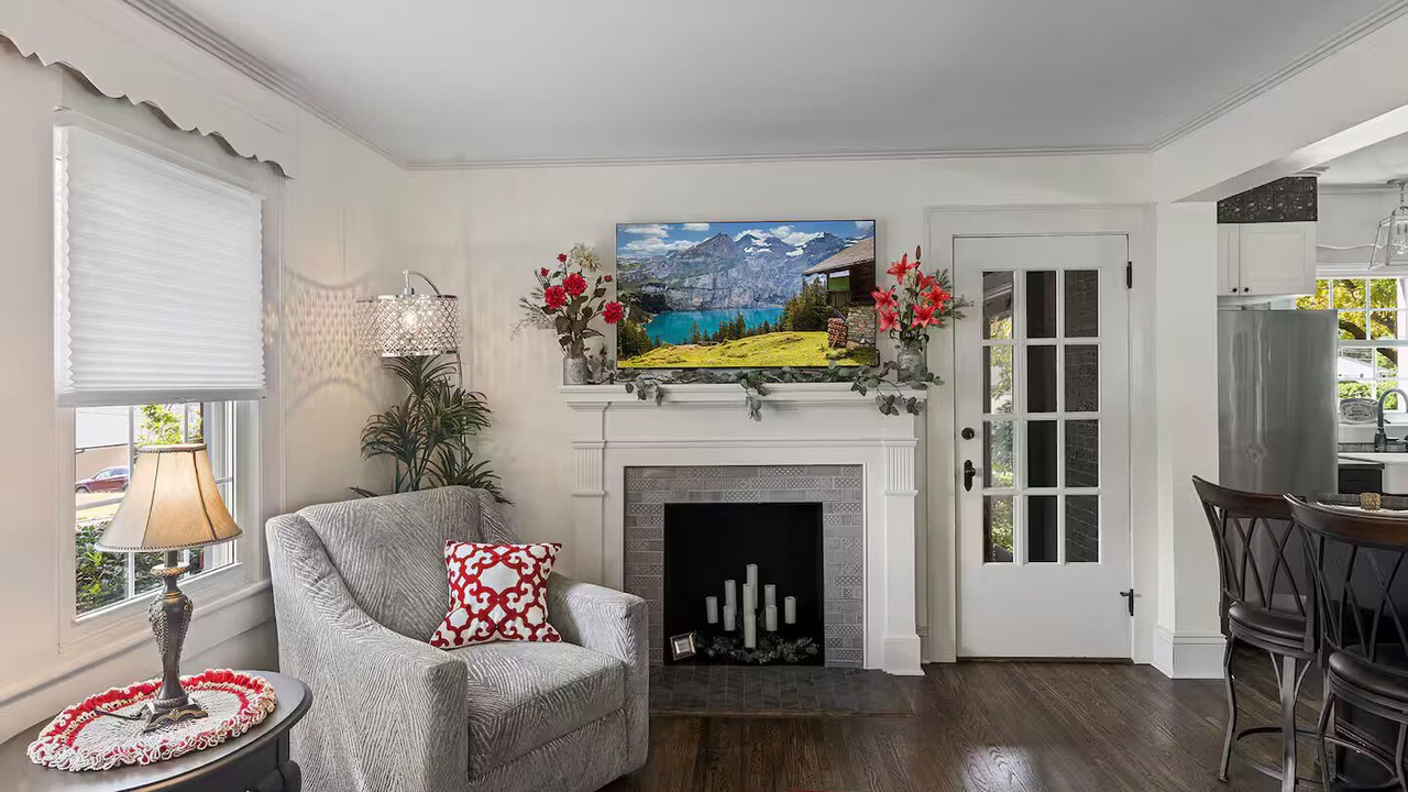 Photo of Livingroom in Mooresville