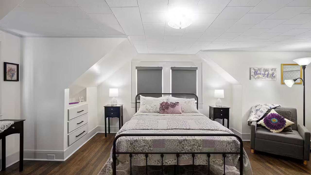 Photo of Bedroom in Mooresville