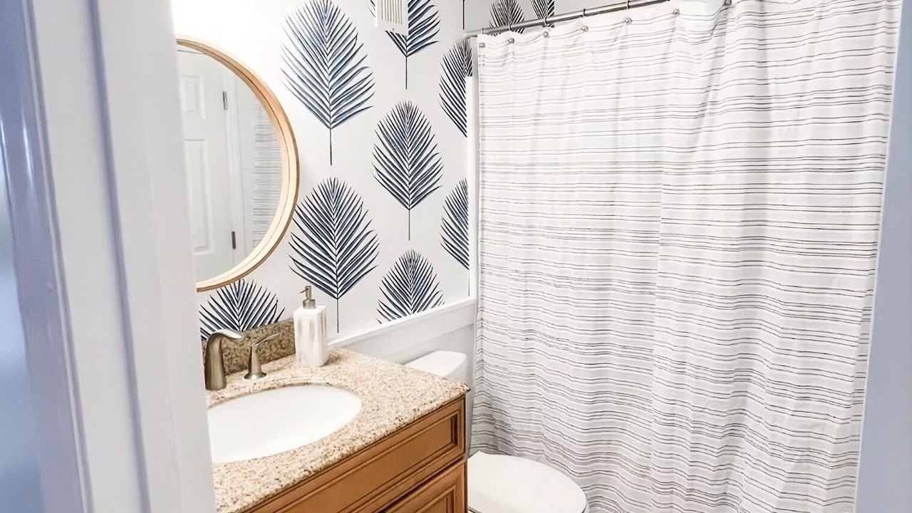 Photo of Bathroom in Wilmington Beach