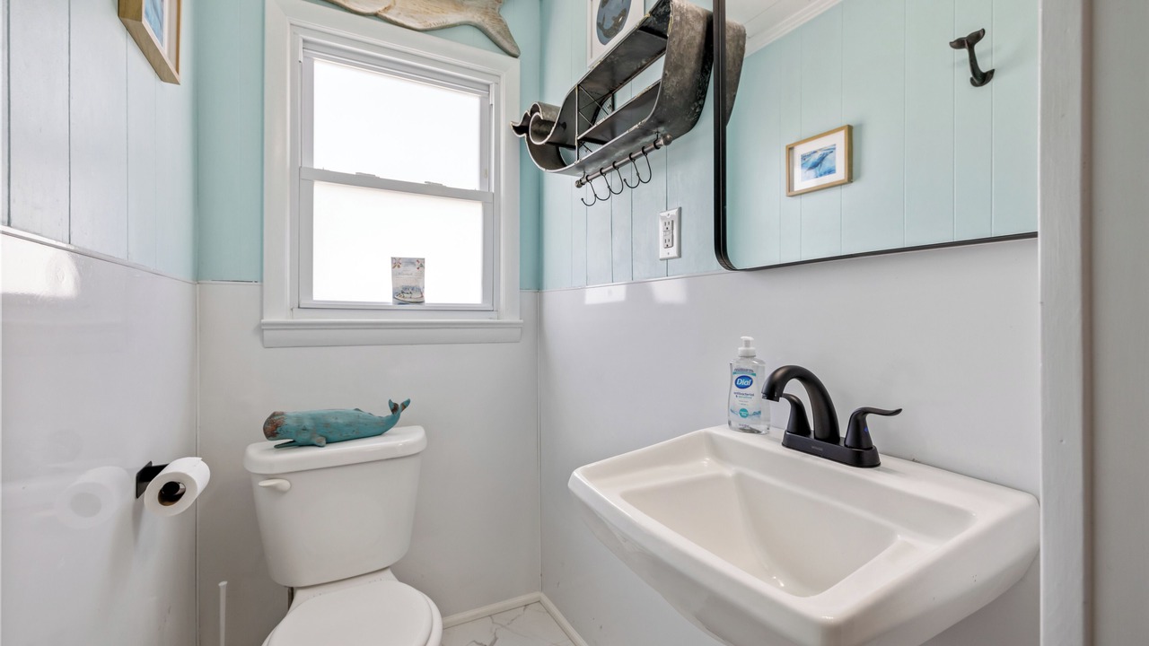 Photo of Bathroom in Colington