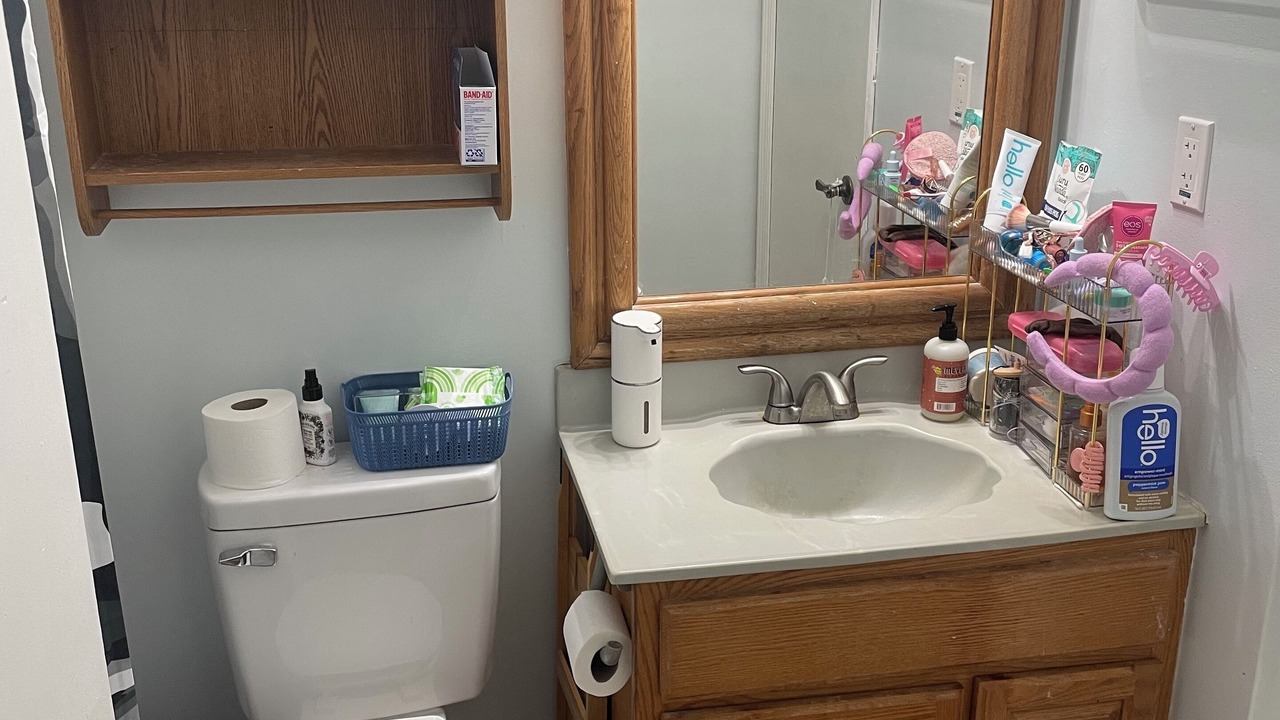 Photo of Bathroom in Peach Orchard