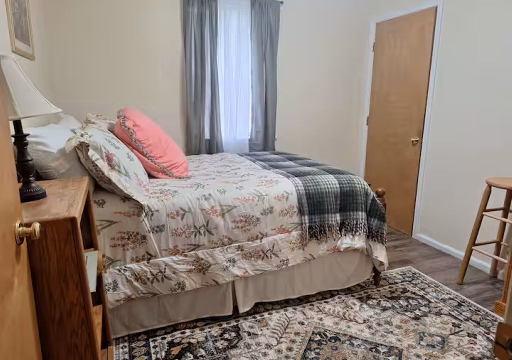 Photo of Bedroom in Lynn