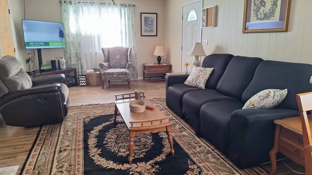Photo of Livingroom in Lynn