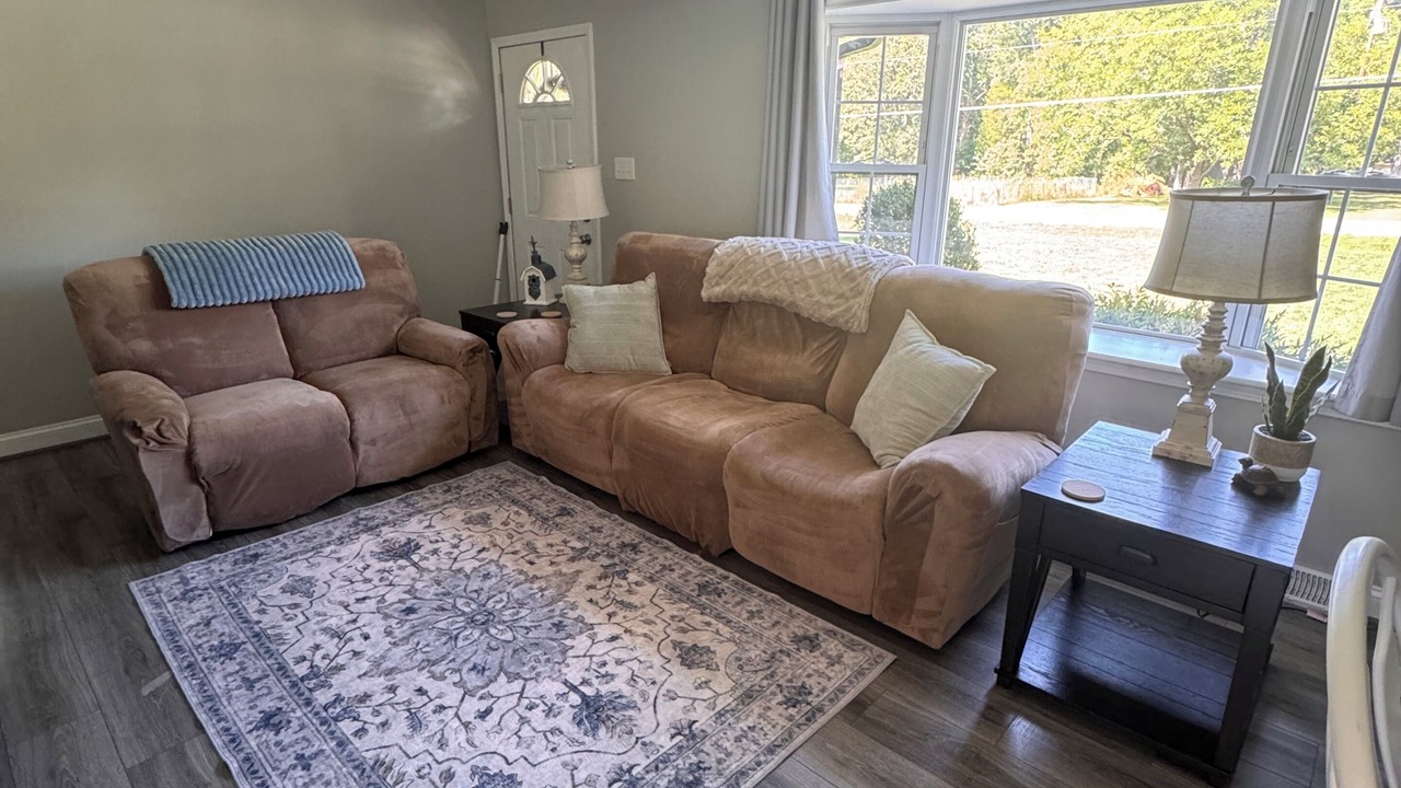 Photo of Livingroom in Guilford County