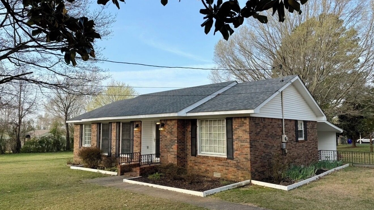 Photo of Outdoor in McKenzie