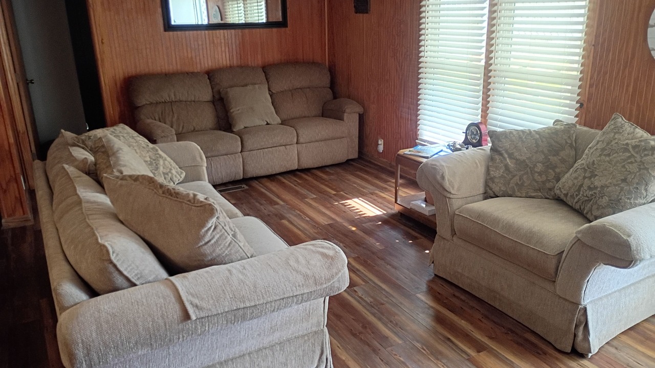 Photo of Livingroom in Matthews