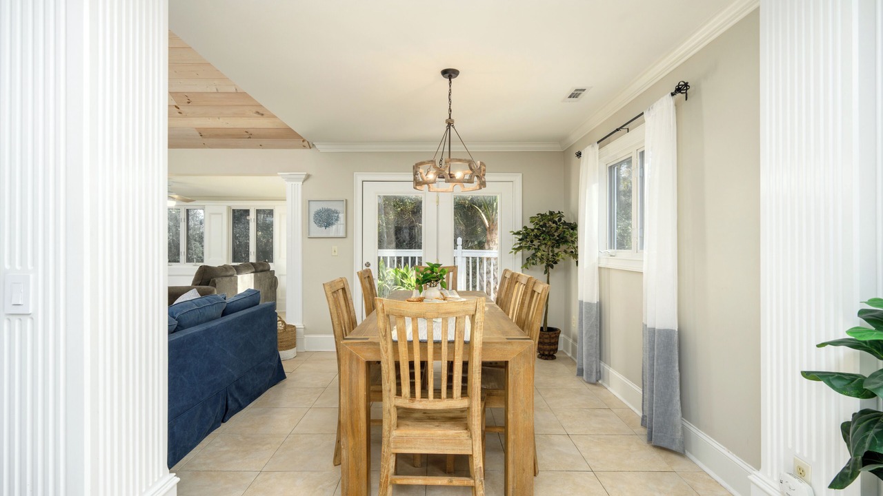 Photo of Livingroom in Lawton Woods