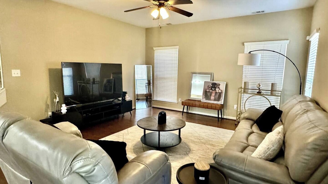 Photo of Livingroom in Grovetown