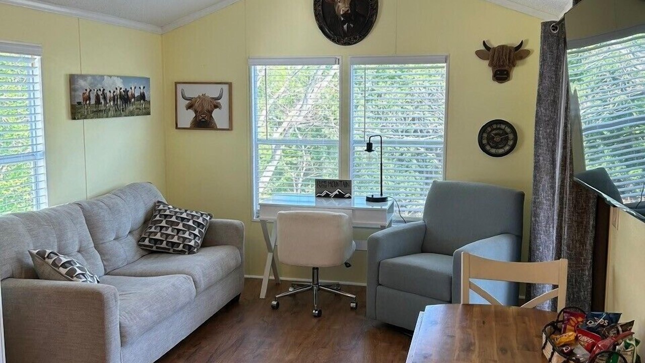 Photo of Livingroom in New London