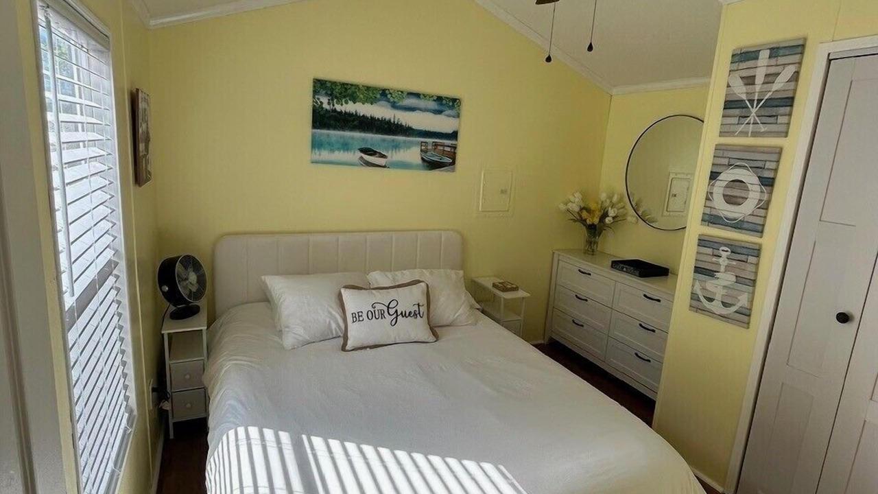 Photo of Bedroom in New London