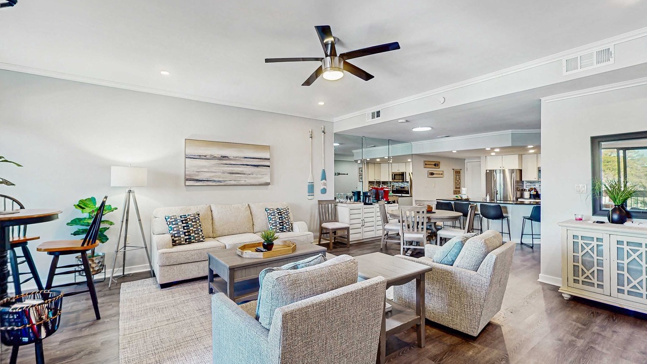 Photo of Livingroom in Shelter Cove