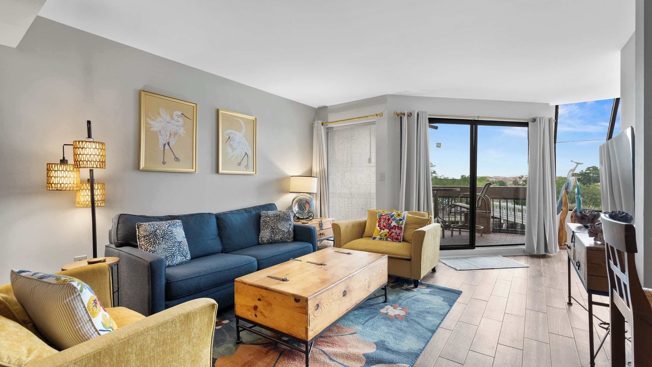 Photo of Livingroom in Shelter Cove