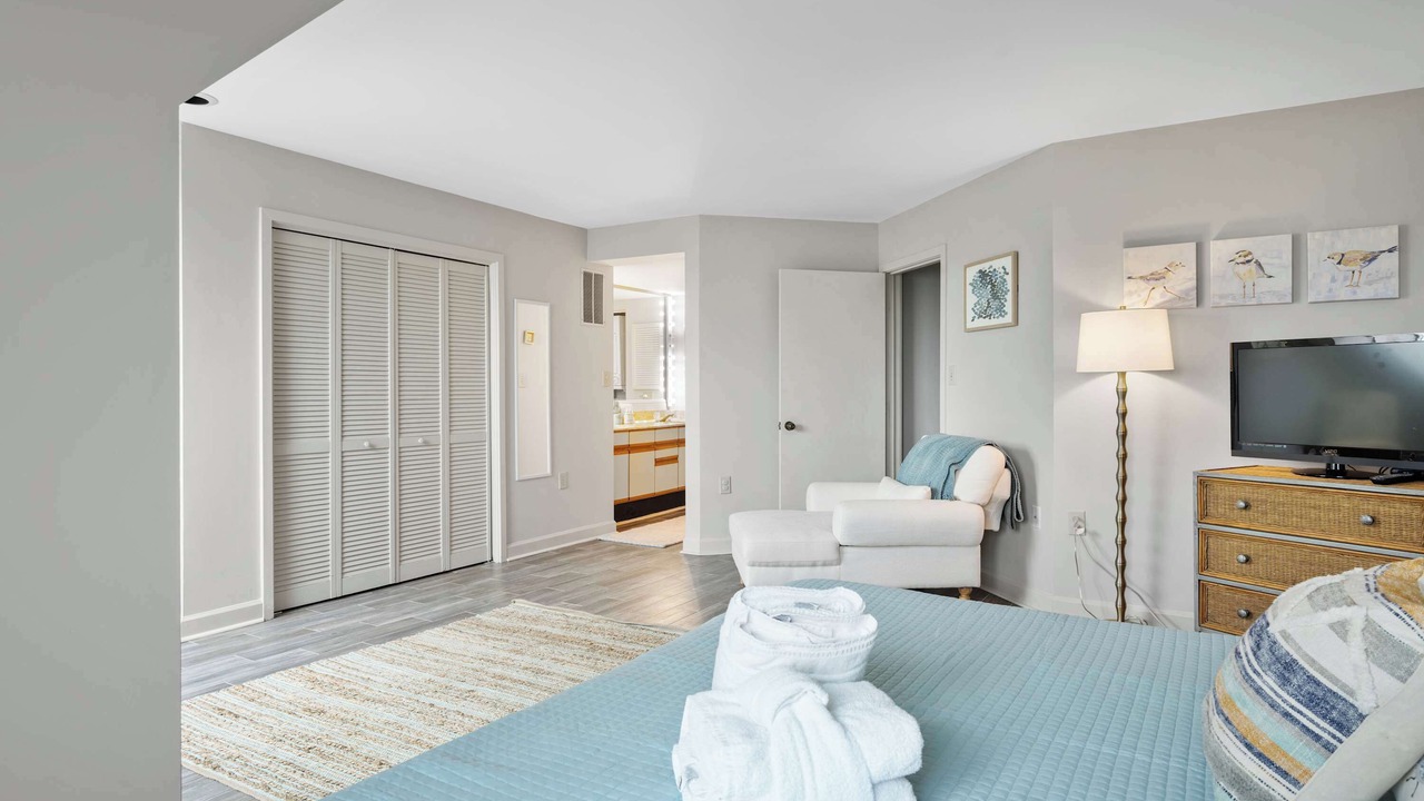 Photo of Bedroom in Shelter Cove