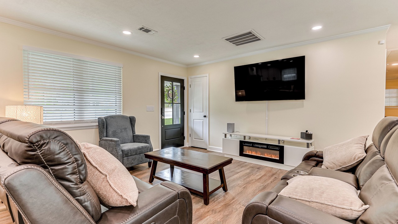 Photo of Livingroom in Martinez