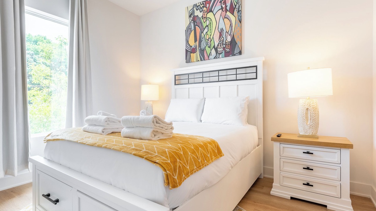 Photo of Bedroom in Inglewood