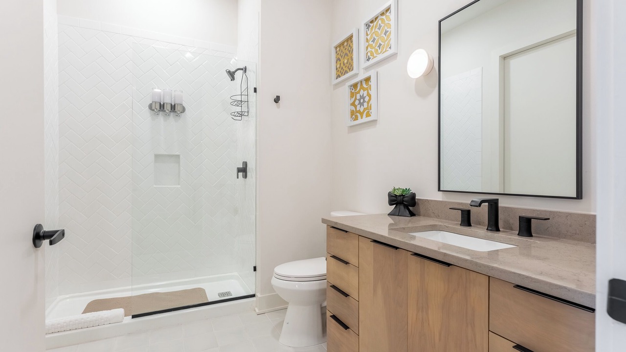Photo of Bathroom in Inglewood