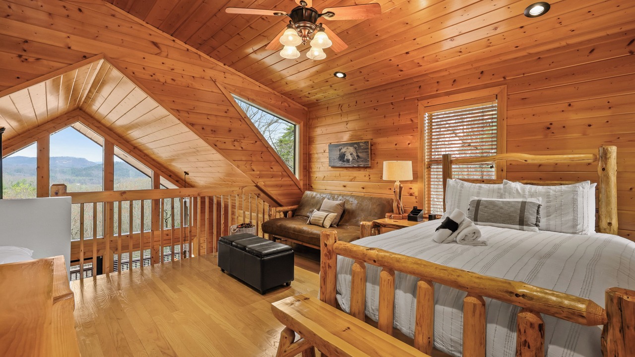 Photo of Bedroom in Wears Valley