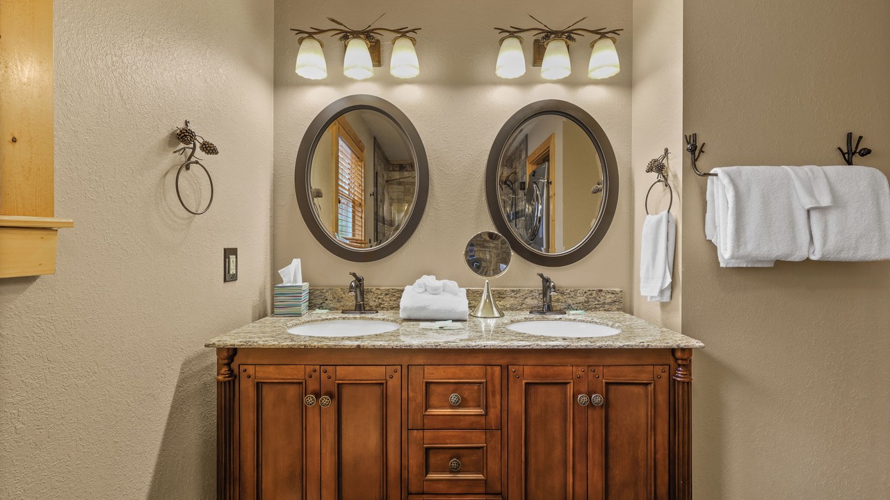 Photo of Bathroom in Wears Valley
