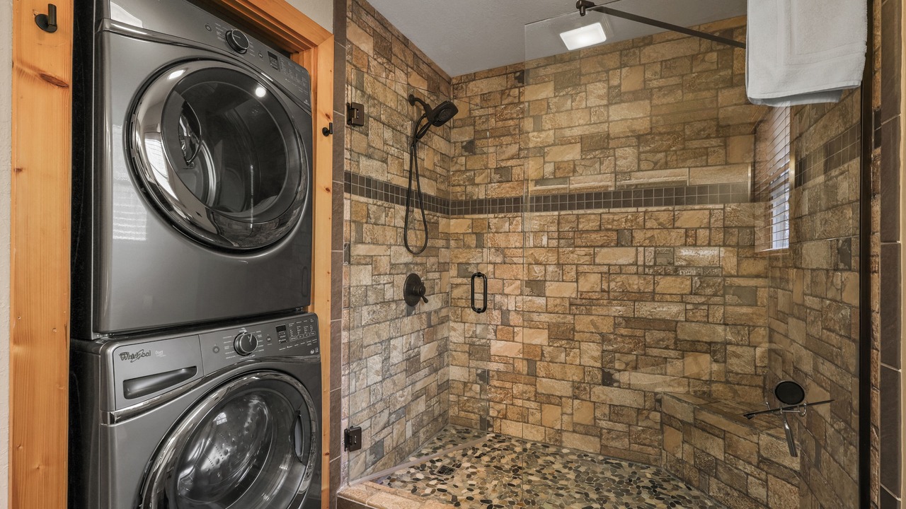 Photo of Bathroom in Wears Valley