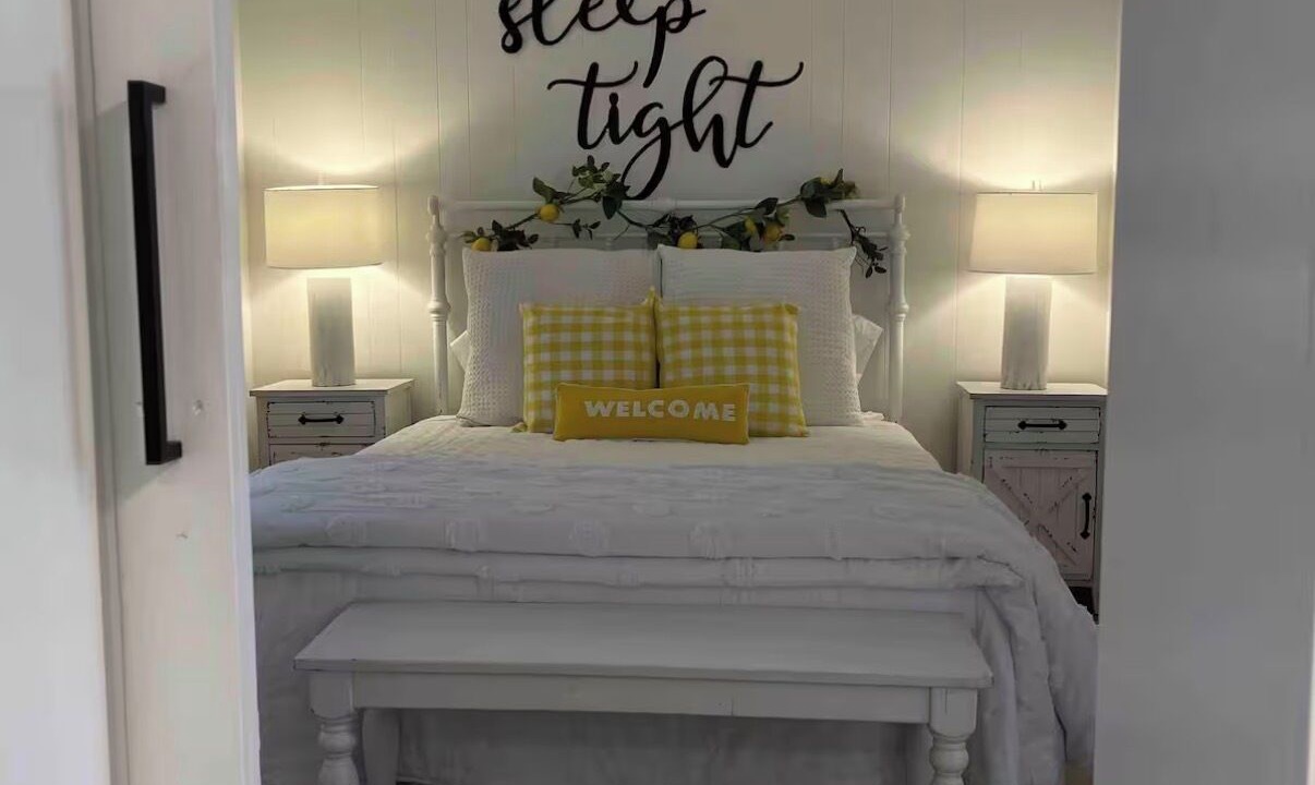 Photo of Bedroom in Southmont