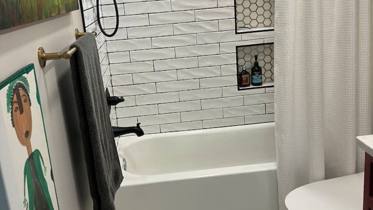 Photo of Bathroom in Lynn