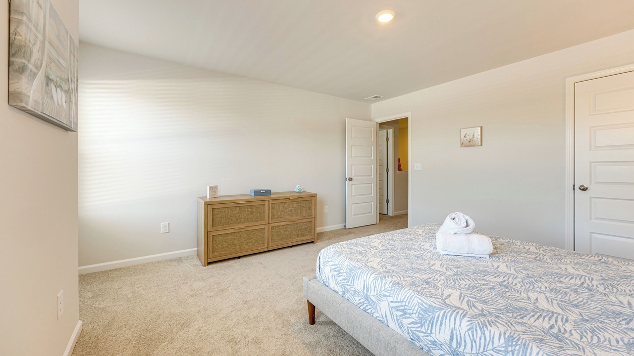 Photo of Bedroom in Ocean Isle Beach