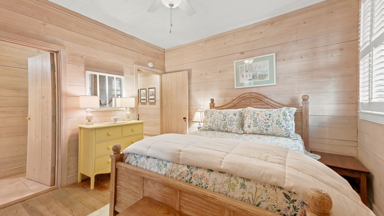 Photo of Bedroom in Pawleys Island