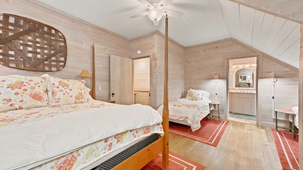 Photo of Bedroom in Pawleys Island