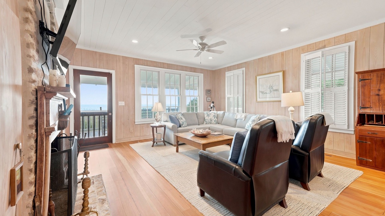 Photo of Livingroom in Pawleys Island