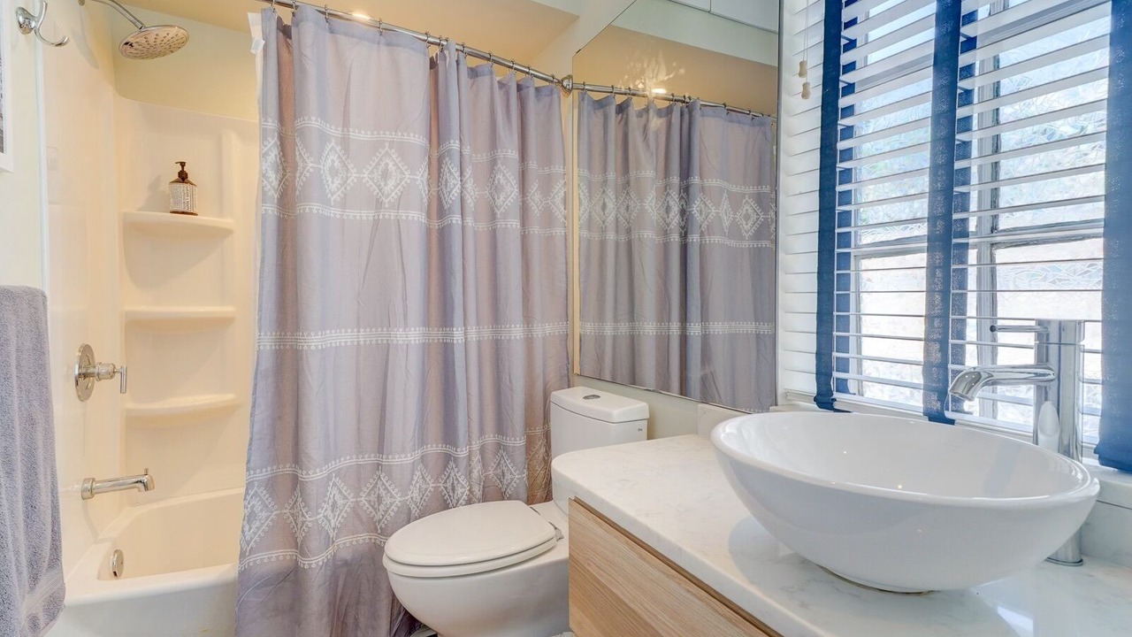 Photo of Bathroom in Wilmington Historic District