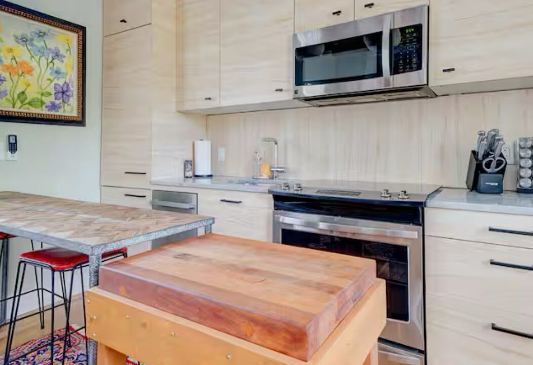 Photo of Kitchen in Wilmington Historic District
