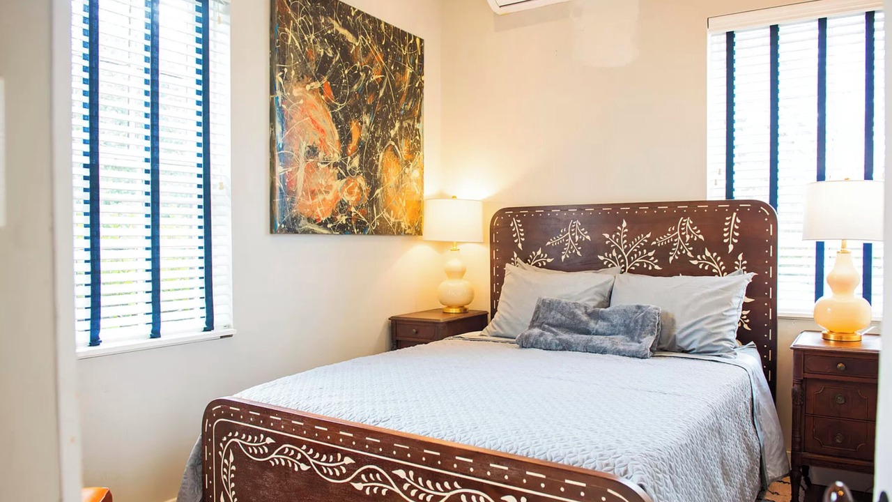 Photo of Bedroom in Wilmington Historic District