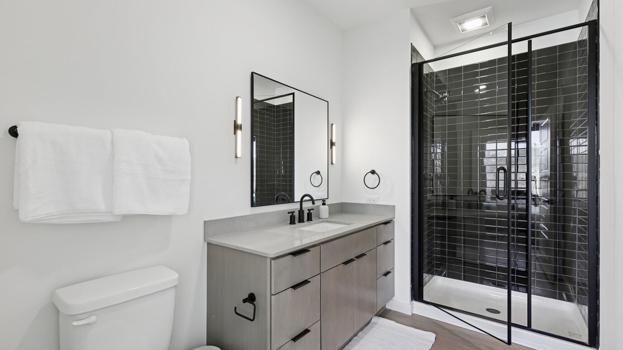 Photo of Bathroom in Eighth Avenue