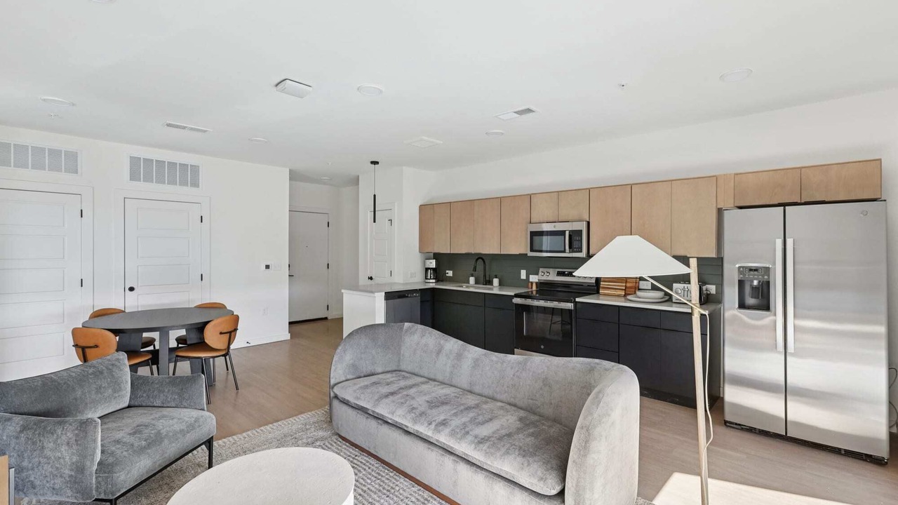 Photo of Livingroom in Eighth Avenue