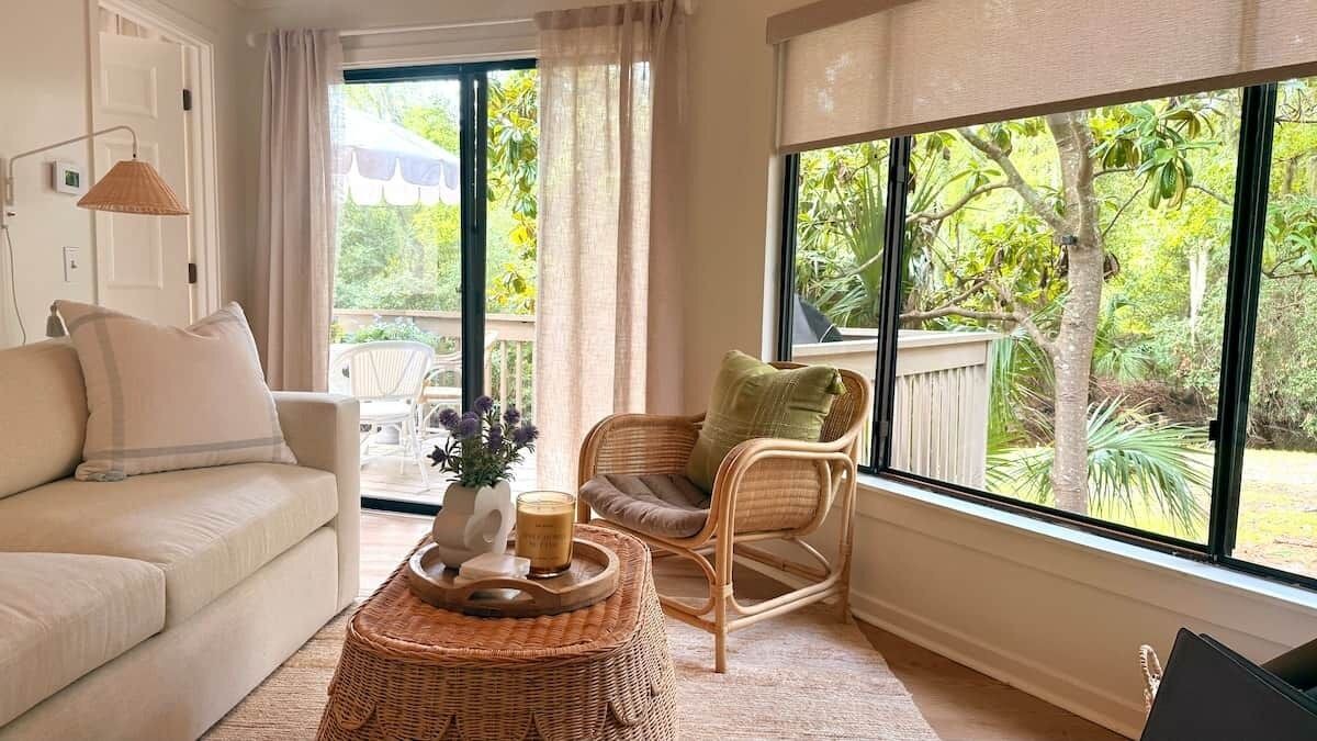 Photo of Livingroom in Night Heron