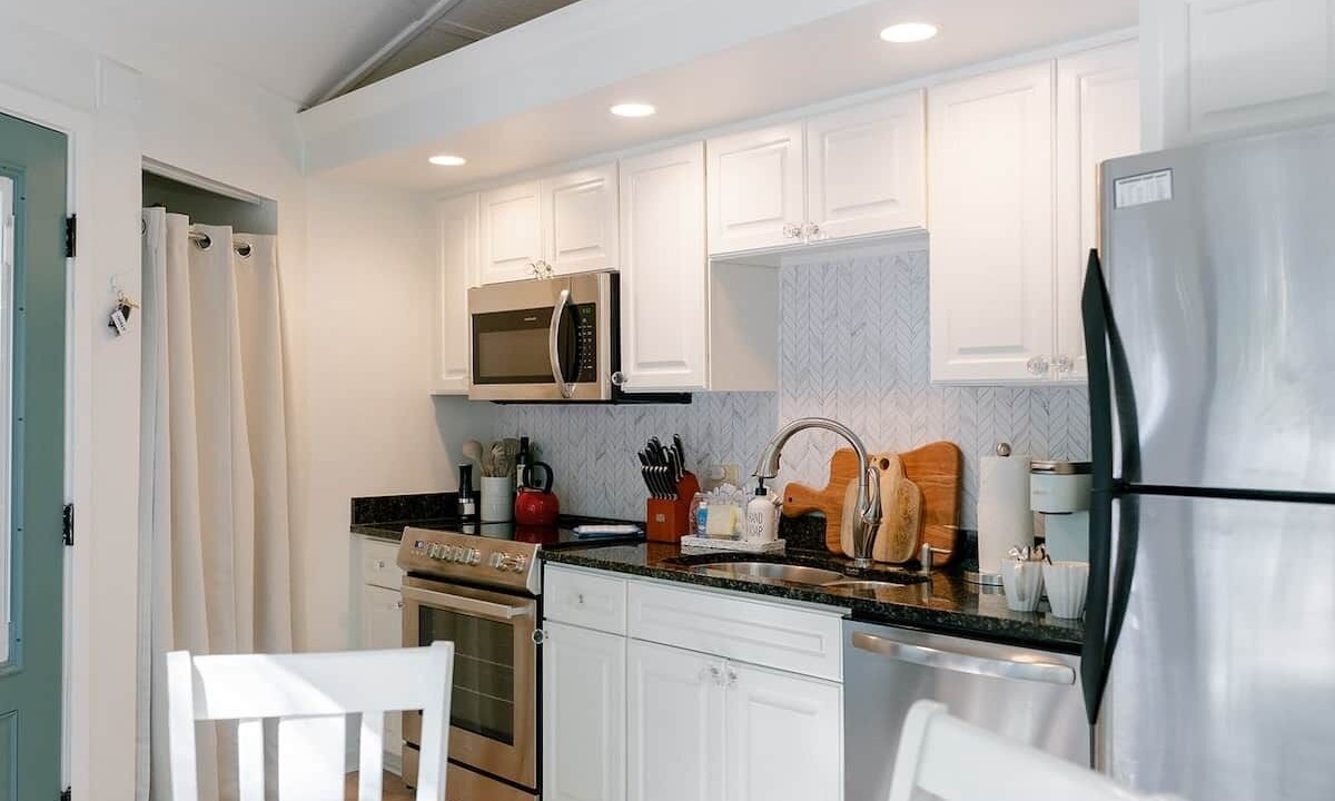 Photo of Kitchen in Night Heron
