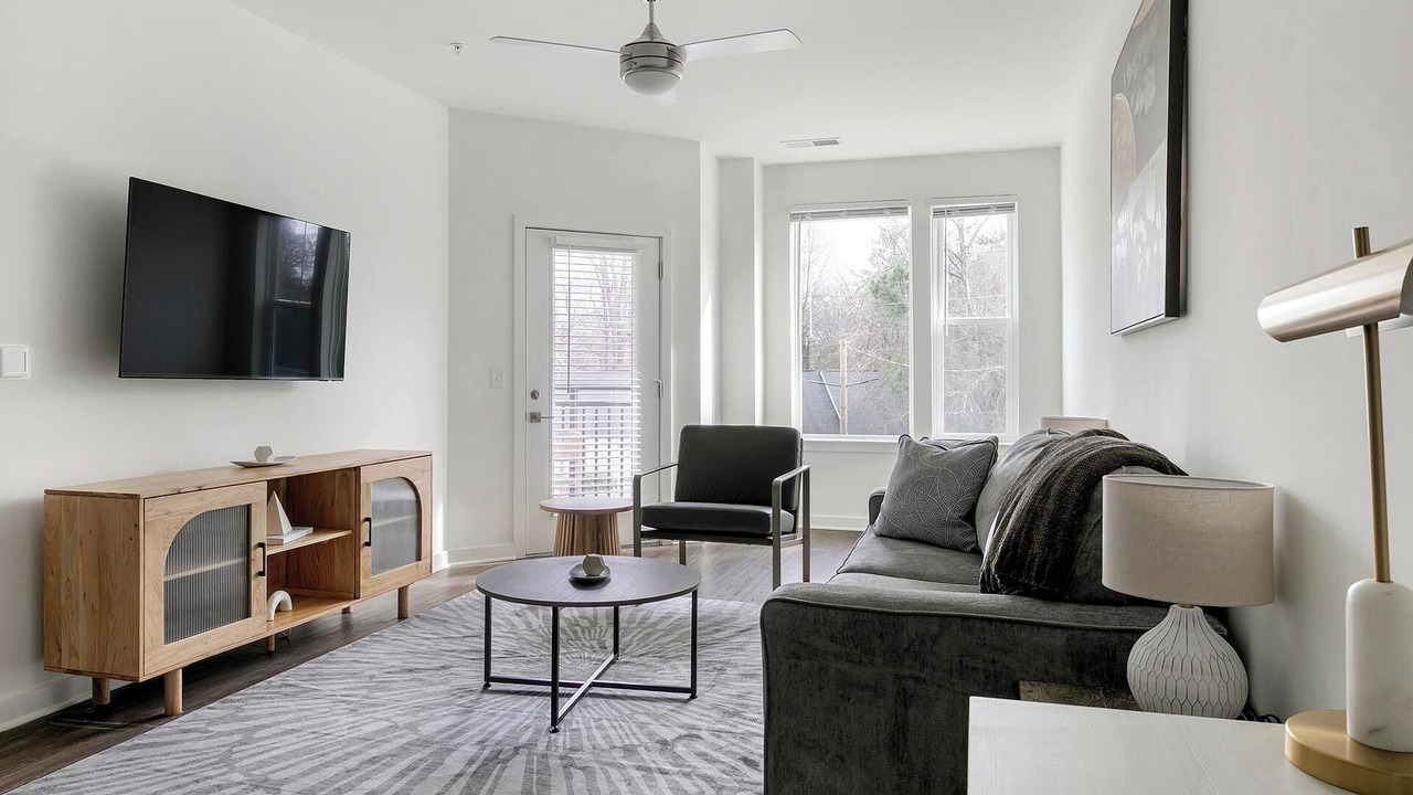 Photo of Livingroom in East Raleigh