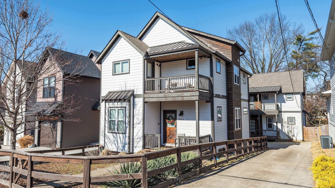 Photo of Outdoor in East Hill