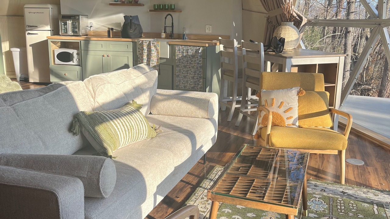 Photo of Livingroom in Hays