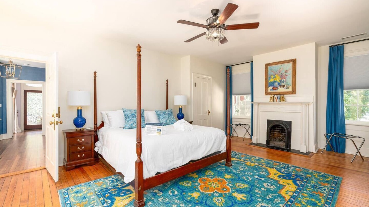 Photo of Bedroom in Downtown Charleston