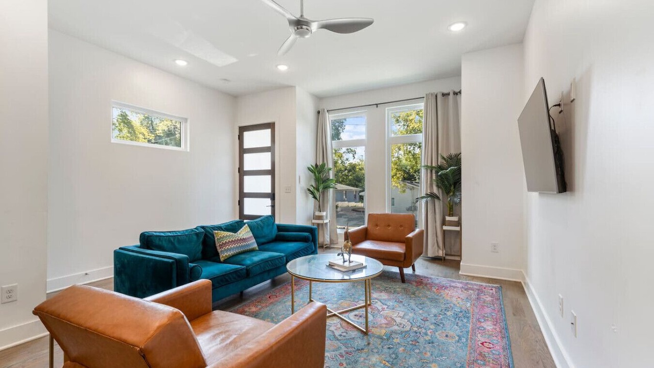 Photo of Livingroom in Talbot's Corner