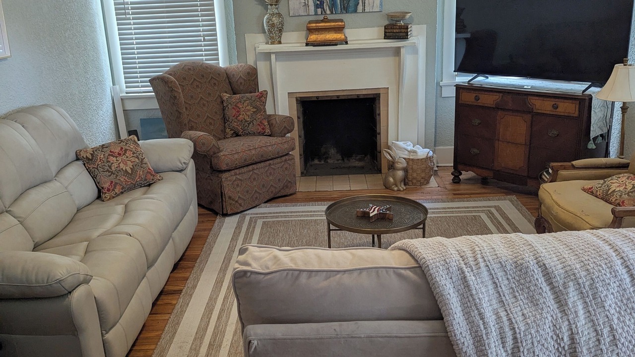 Photo of Livingroom in Olde Town Augusta