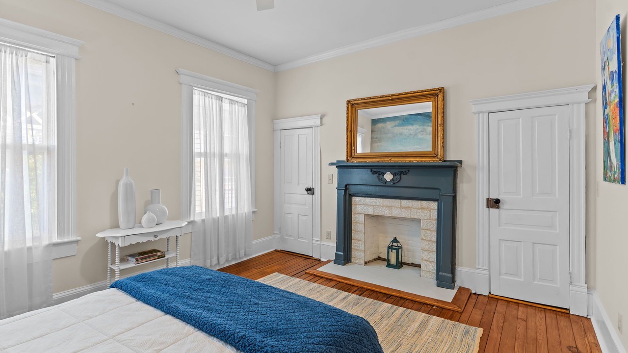 Photo of Bedroom in Wilmington Historic District