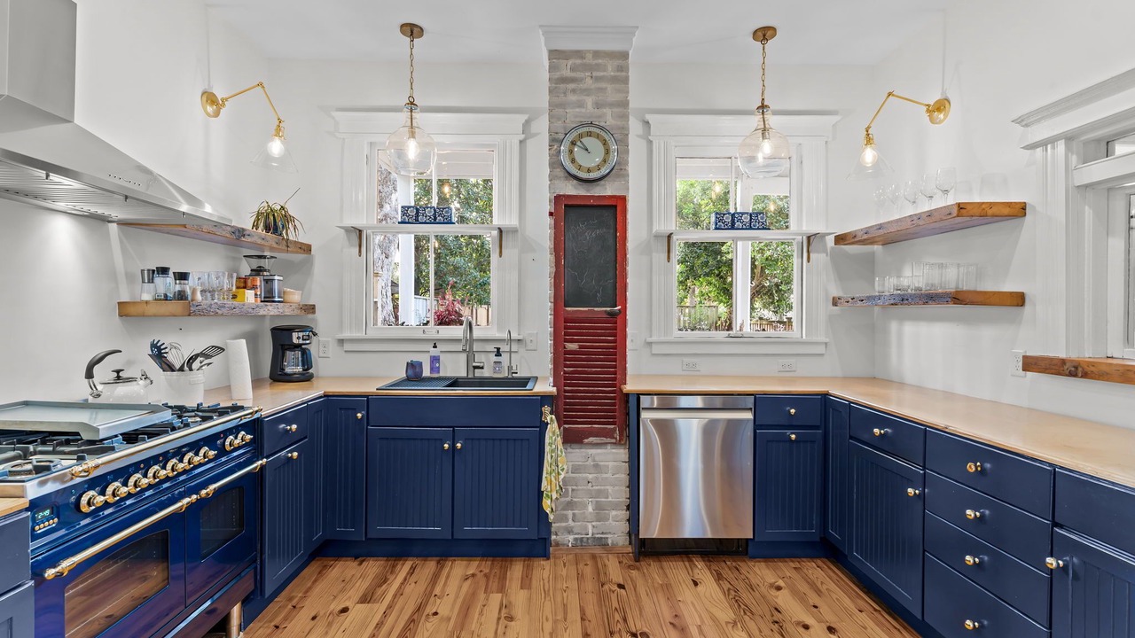 Photo of Kitchen in Wilmington Historic District