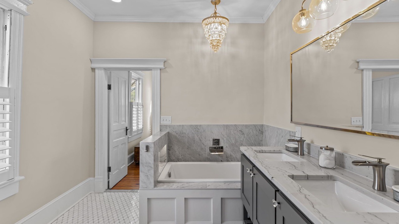 Photo of Bathroom in Wilmington Historic District