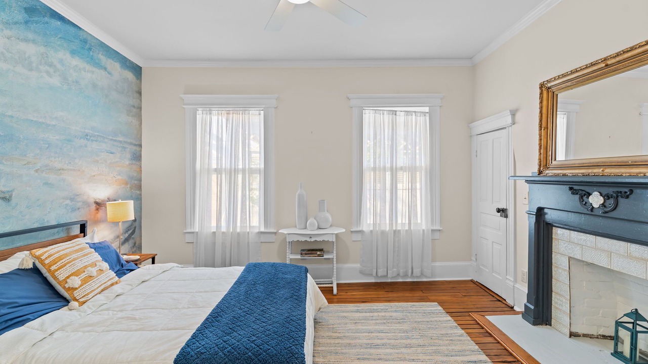 Photo of Bedroom in Wilmington Historic District