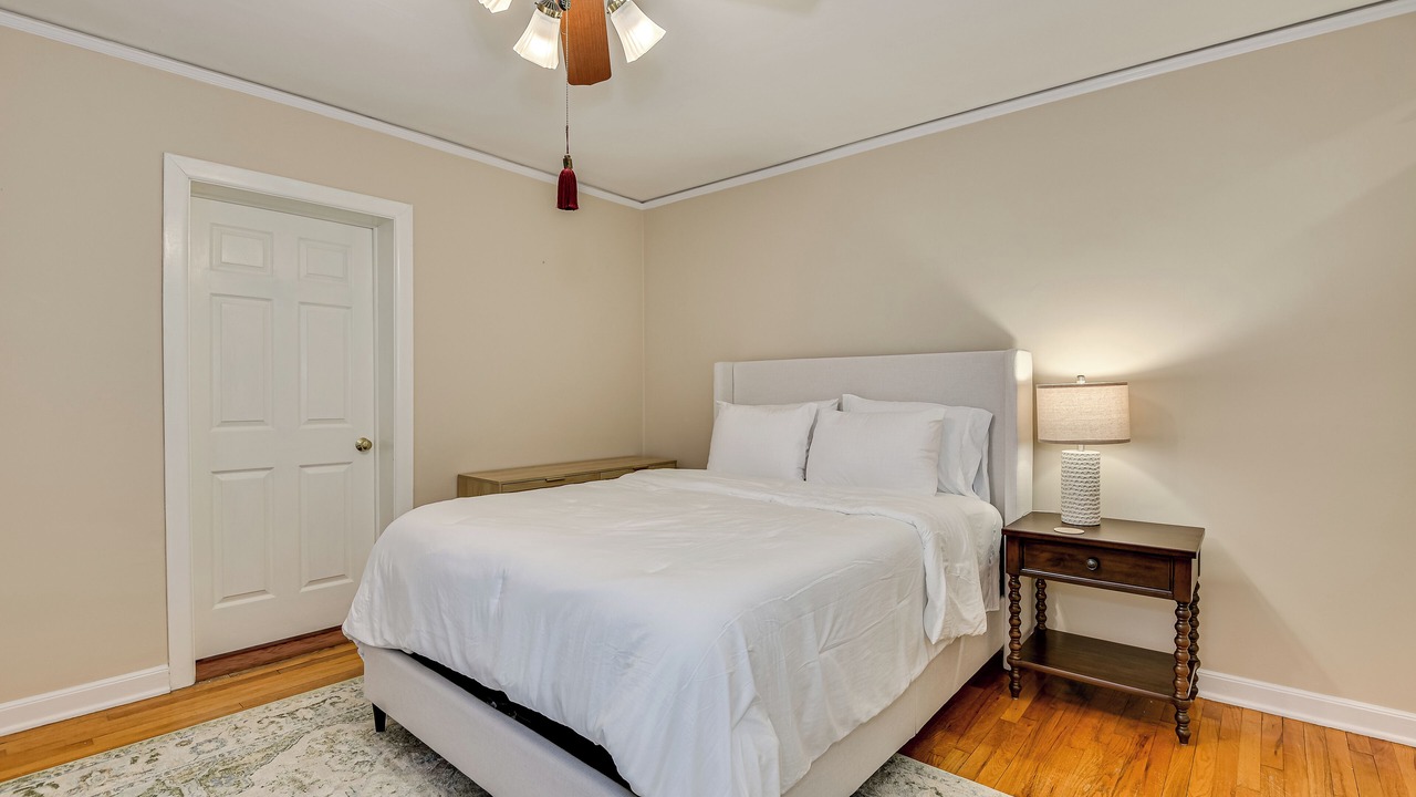 Photo of Bedroom in Summerville
