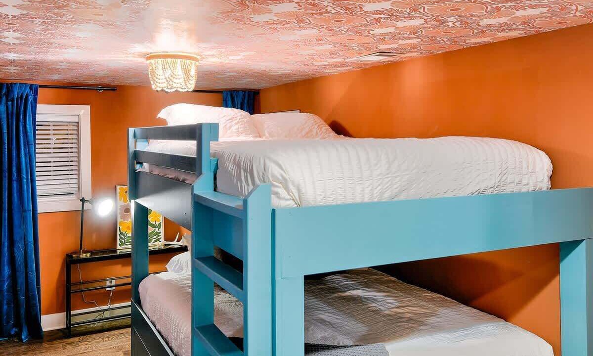 Photo of Bedroom in Historic Waverly