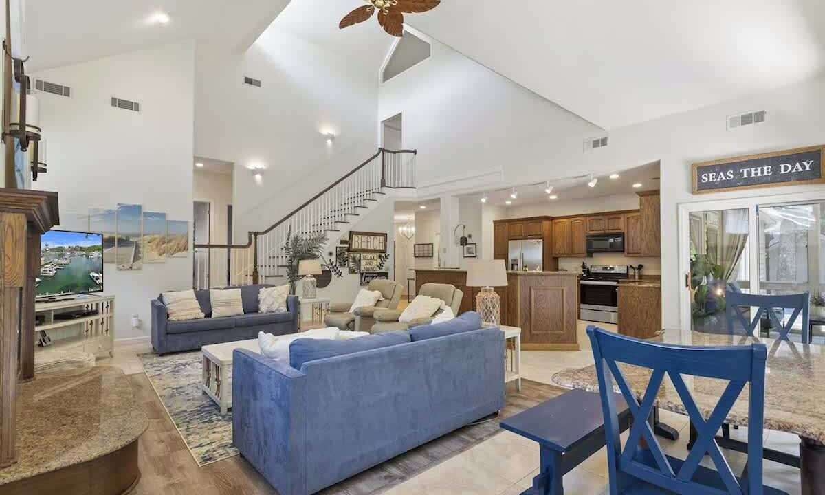 Photo of Bedroom in Lawton Woods
